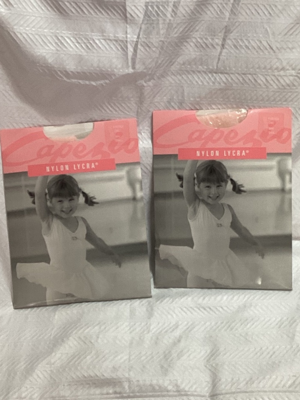 Capezio Footed Child’s Footed tights 20C Small Pink Qty 2